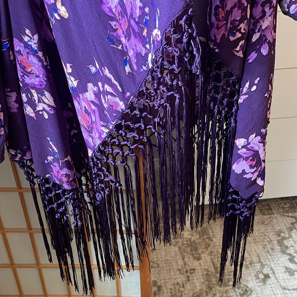 Torrid Floral Print Fringe Kimono in Waters Edge Size 1x (14 - 16) - Picture 6 of 13